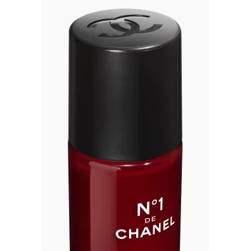 N°1 DE CHANEL REVITALIZING EYE SERUM